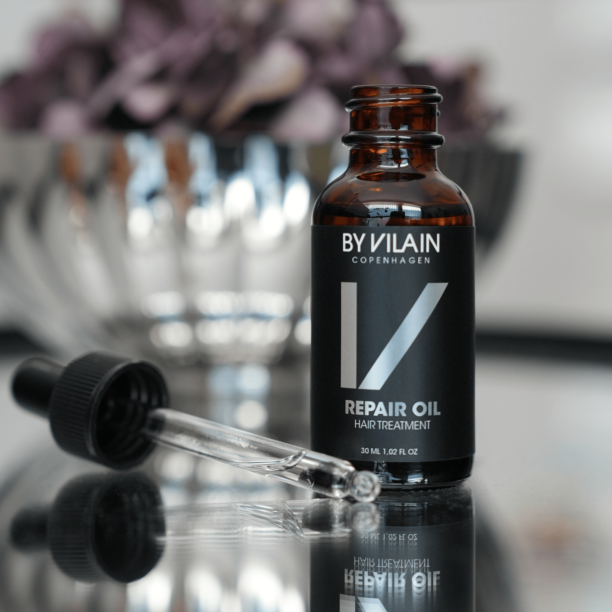 By Vilain Repair Oil - Argan Hair Treatment in a 30ml amber bottle with dropper, ideal for moisturizing and repairing all hair types.