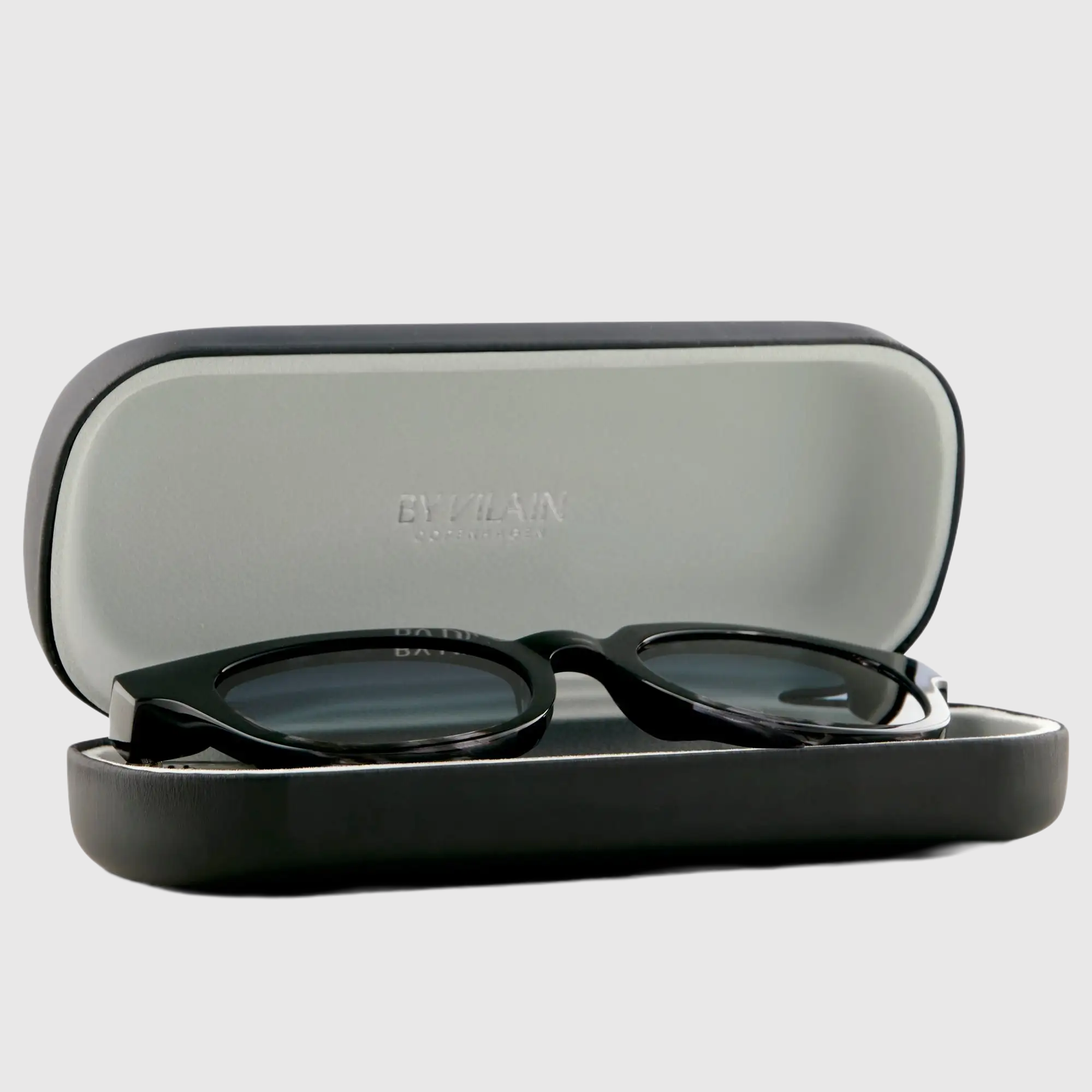 By Vilain HUNT Sunglasses